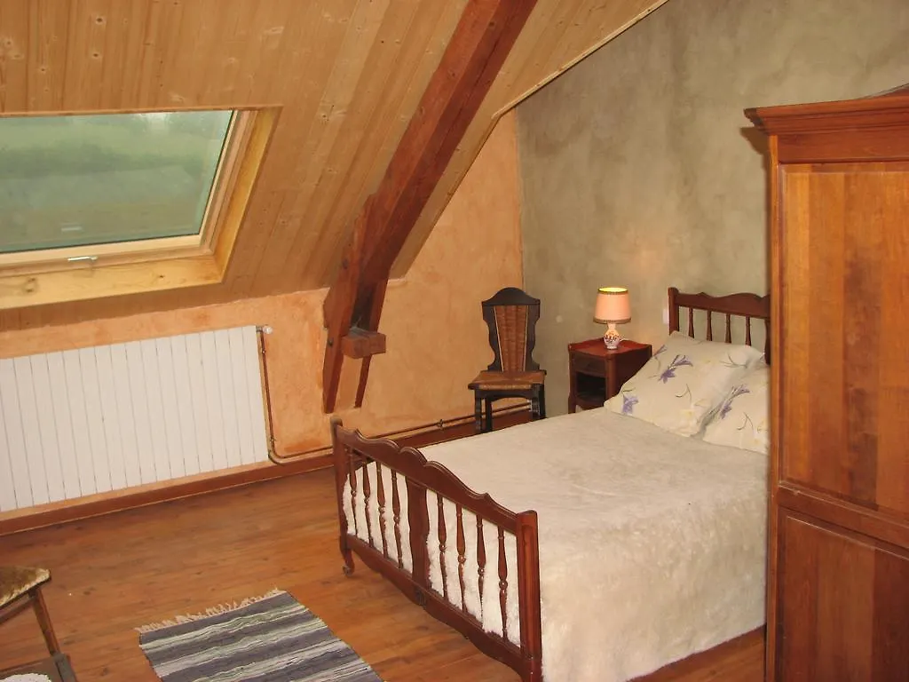 Le Deyran Bed & Breakfast Egliseneuve-d'Entraigues 0*,
