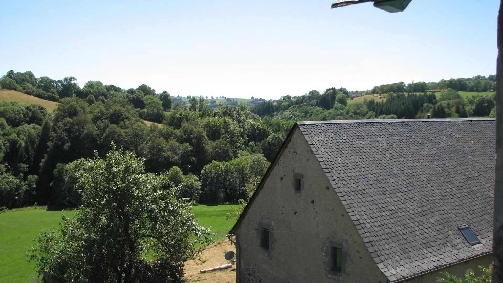 Le Deyran Bed & Breakfast Egliseneuve-d'Entraigues France